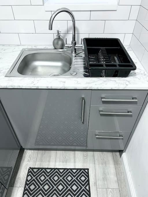 Modern Studio Near Nec With Free Parking - Prime Location Sheldon  Ngoại thất bức ảnh