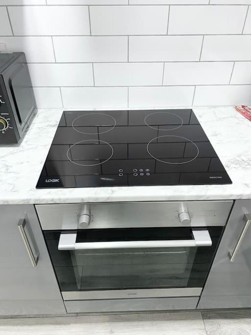 Modern Studio Near Nec With Free Parking - Prime Location Sheldon  Ngoại thất bức ảnh